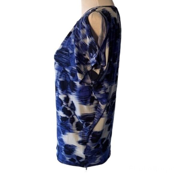 Michael Kors Women’s Cold Shoulder Blue Top size S - Picture 4 of 6